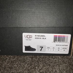 UGG Neumel Shoe
